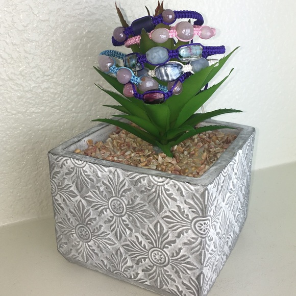 Handmade Chinese Knotting Bracelet W/ Glass Beads - Picture 7 of 8